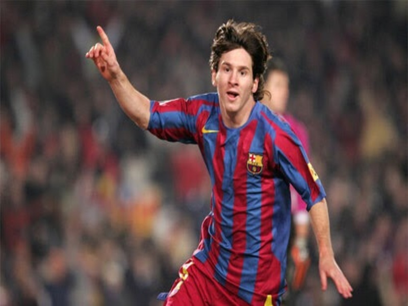 huyen-thoai-bong-da-Messi