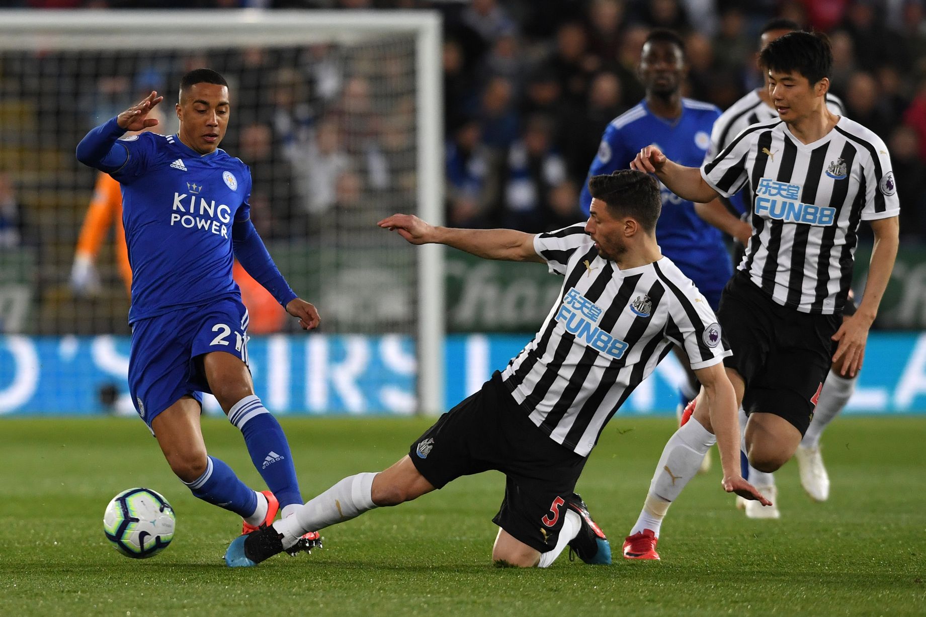 soi-keo-newcastle-vs-leicester-21h15-ngay-3-1-2021-2