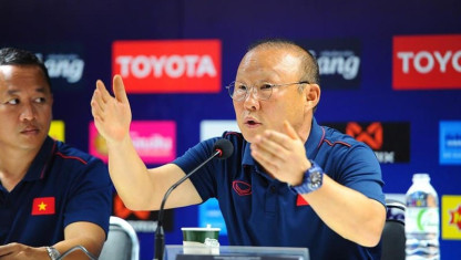 Thầy Park lo sốt vó vì nhiều tuyển thủ ĐT Việt Nam chưa đảm bảo thể lực