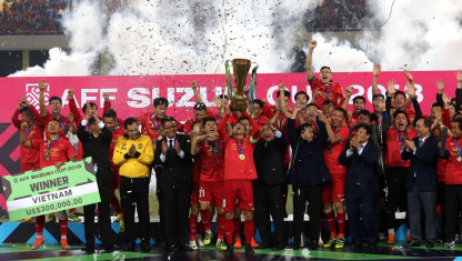 ĐT Việt Nam bỏ “ao làng” AFF Cup 2020?